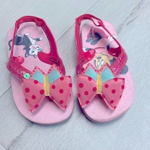 Disney Minnie flip flop size 5 / 6